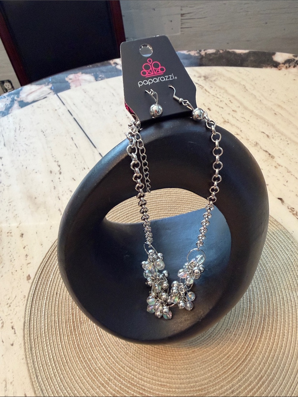 New paparazzi Silver Iridescent Cluster Necklace & Pierced Earring Set